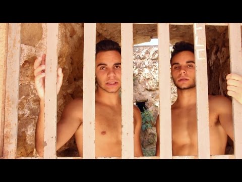 CHIKIS LB FT. AITANA - [ LOBOS & RATAS ] (VIDEOCLIP)