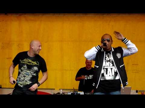 Benny B - Medley (Live @Tubize 6 juin 2010)