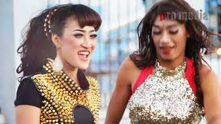 Download lagu Dewi Kirana   Sapa Wadone     HD mp3