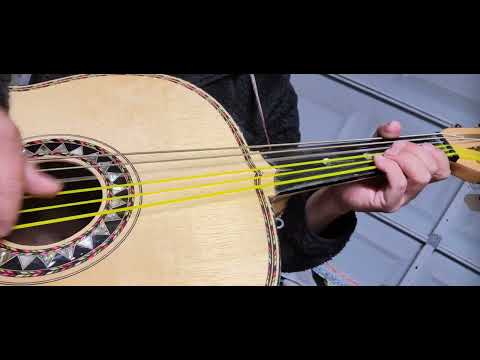 Moliendo Café - Javier Solis