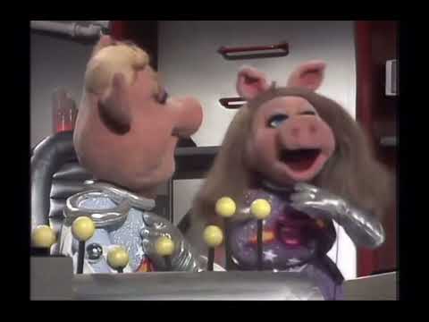 The Muppet Show - 205: Judy Collins - Pigs In Sapce: Mid-Course Correction (1978)