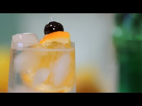 How to Make a Tom Collins | Cocktail Recipes