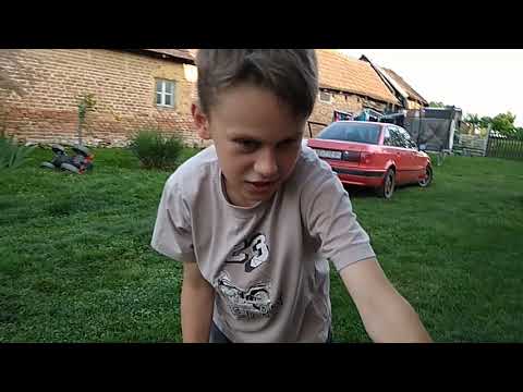 Igramo se sa gumom od auta