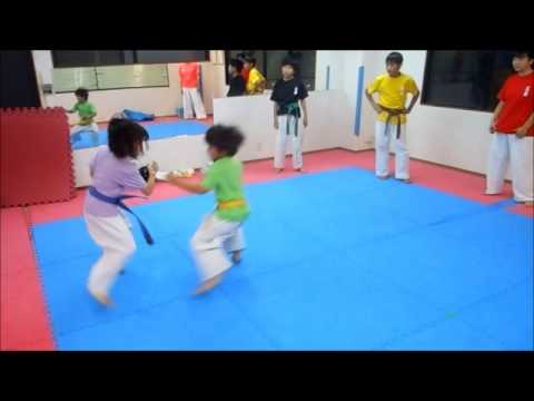 フットワークトレーニング