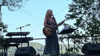 Nilla Nielsen - En annorlunda kontaktannons (live 2024, Västersjöns Visfestival)