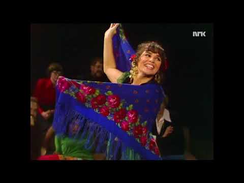 „ SARE PATRA „ - RAISA & NATASHA UDOVIKOVY