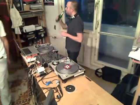 P1: Jeremy P. Caulfield @ Berlin Mitte Institut 27.09.2010 Dumb Unit Label Show