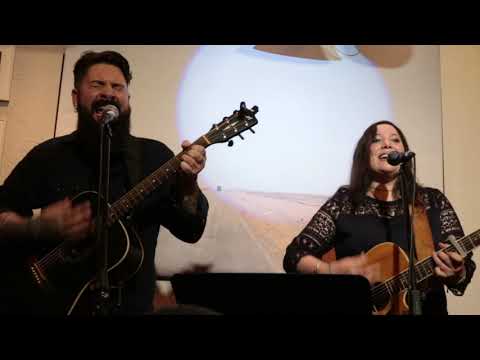 Adrian Kühn & Franzi Kusche - Perfekt unperfekt (@kaerbholzband )