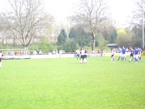 Etienne Mallie scoort voor Kloetinge