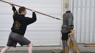 Re: [討論] 防禦刺擊跟彈擊的物理原理差異？