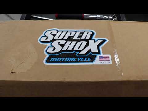 Installing Super Shoxs on a 2016 Tri Glide Ultra