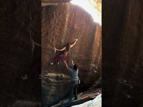 The French Tickler V9/7C: Michaela Kiersch