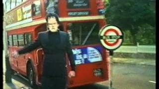 Monty Python - The Dull Life of a City Stockbroker (dutch subs)