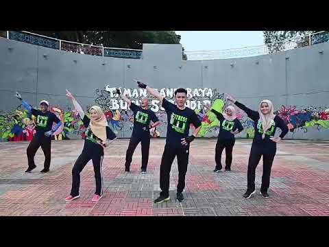 Let's Dance Together | BBB ft Melly Goeslow | FitDance | MMFC8020