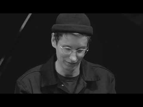 Fanou Torracinta - Gipsy Guitar From Corsica - Live in Carghjesi