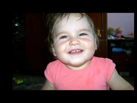 are mama o fetita frumusica foc.wmv