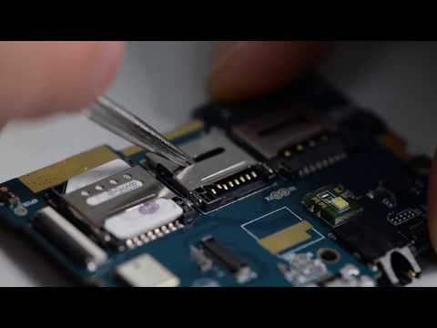The video for how to remove or insert a SIM/TF card  of CUBOT King Kong