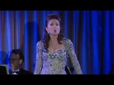 Me and My Town - Donna Murphy