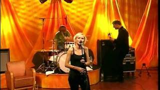 The Cardigans Live in Shepherds Bush Empire London 1996 (7) - Fine