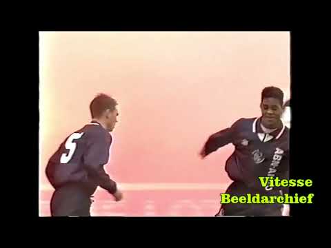 Opkomst spelers Monnikenhuize Vitesse - Ajax ✮ 29.01.1995