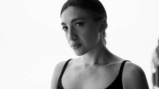 Video zu 'Eaea' ansehen