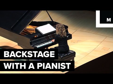 Backstage with a Pianist | How She Works