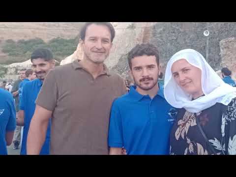 מאחורי כל צעיר בקמפוס לביא עומדת משפחה