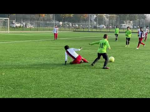 Deel 1 mov ZSGOWMS jo13-1 tegen VVA Spartaan jo13-2  13-0 12-11-2022 in Amsterdam ⚽️👌