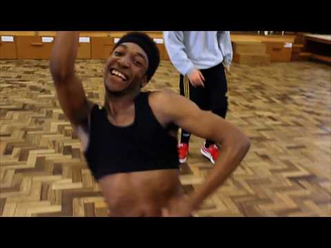 Clau, Cortesia Da Casa, Haikaiss - Pouca Pausa/ Coreografia: Alisson Gularte e Kauê Sant'anna