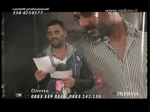 TOMMY PARISI diverte, canta e decanta lo staff di Telesveva