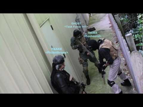 Solid Snake VS Leeroy Jenkins