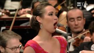 Giuseppe Verdi, Libiam nè lieti calici (Nadine Sierra)