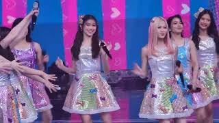 Download lagu 'Fortune Cookies & Pesawat Kertas 365 Hari' JKT48 at Konser Pestaria Indosiar 27 Des 2022 mp3