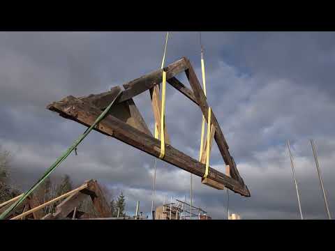 Orleton Manor roof removal - main truss removal (10)