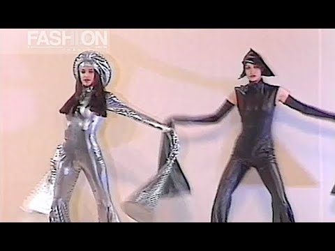 JUNKO KOSHINO Fall 1993 New York - Fashion Channel