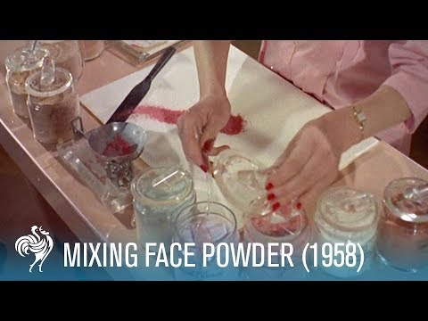 Mixing Face Powder: Retro Cosmetics (1958) | British...