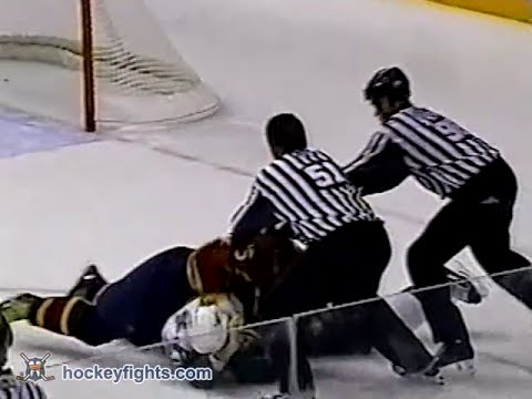 Andy Sutton vs Jason Arnott Dec 13, 2002