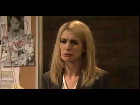Anne Hathaway Homeland Skit on SNL!