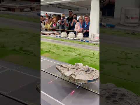 May the force be with you! 🚀#starwars #airport #airplane #miniature