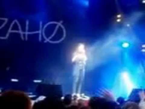 ZAHO - TOURNER LA PAGE / NRJ MUSIC TOUR ROUBAIX 2016 / P7020116