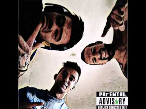 00.Ñ de Dueño ft "Rummi" & "Sr.Greey -Sentado en el Sol-Fa.