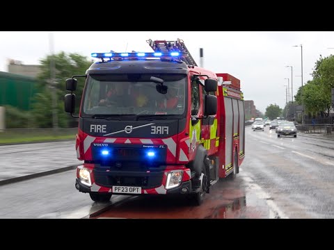 Withington Emergency One Volvo Pump Responding | Greater Manchester Fire & Rescue Service