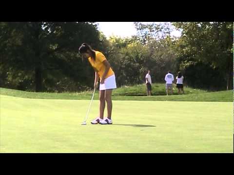 Kristen Park (USC) plays the 2nd hole in the 2nd round.