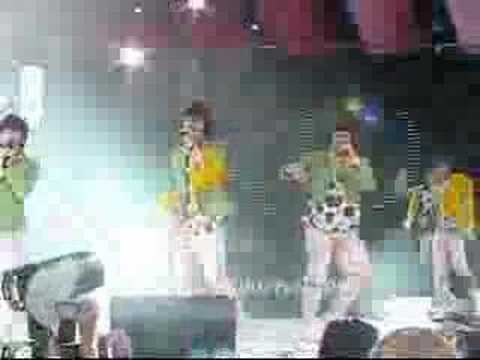 Super Junior T - Rokkugo!!! (08.05.17 Hollywood Bowl)