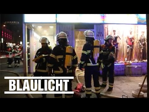Sex-Kino in Flammen - Feuerwehreinsatzin Hamburger Sexshop