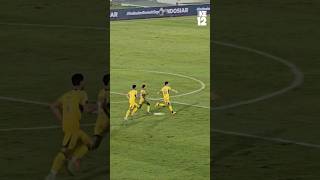 Download lagu PECAHH!! DETIK” GOAL KEMENANGAN DRAMATIS PERSIB DARI AREMA mp3