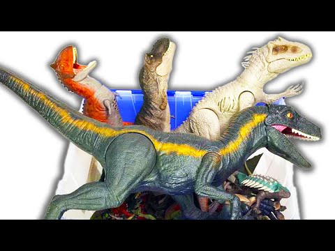 HUGE Jurassic World Carnivores vs. Herbivores Collection! Trex, Brachiosaurus, Triceratops Dinosaurs
