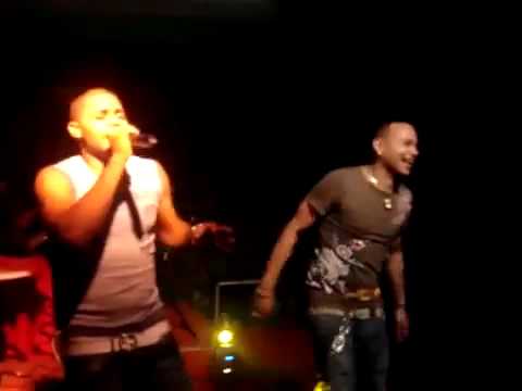 Jacob Forever Los Intocables y El Micha Conmigo No Con Puerto Rico En Vivo 2