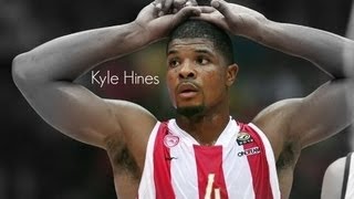 Kyle Hines,4 undersized (Piti Hurtado.com)