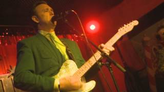 The Texas Bucket List - The Derailers perform &quot;She Left Me Cold&quot;